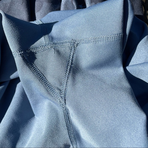 Lululemon Wunder Under Crop II Palm Party, Sz 6 - Picture 8 of 11